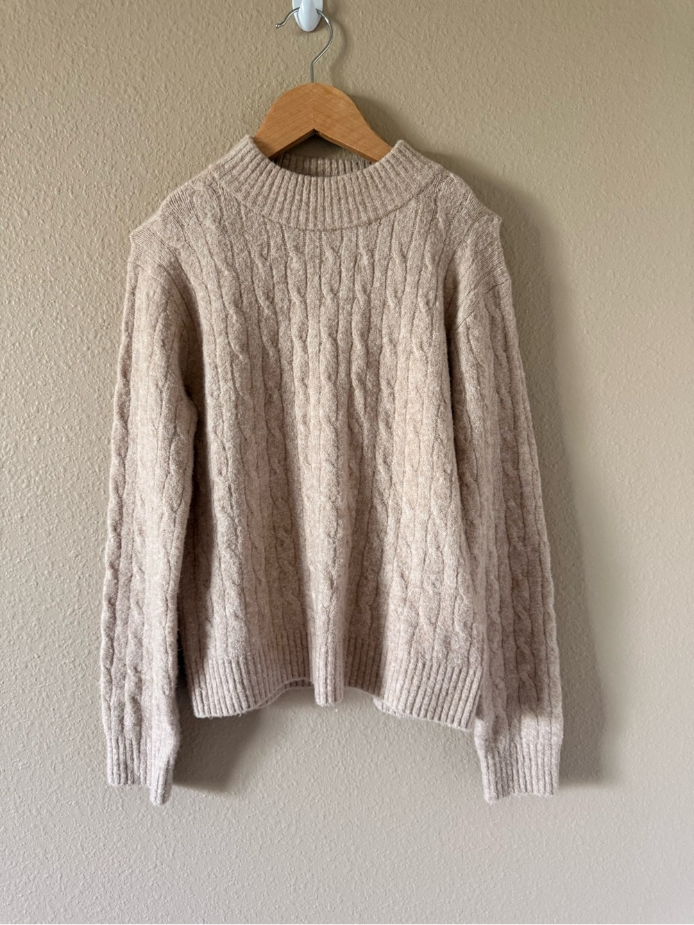 Crewcuts Girls Cable Knit Sweater in Light Taupe Size 10/11